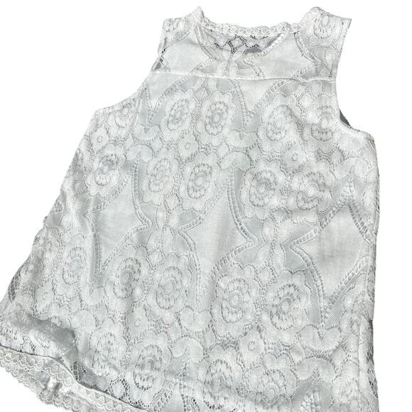 Women’s sleeveless top, 18" armpit to armpit, lace - Picture 5 of 11